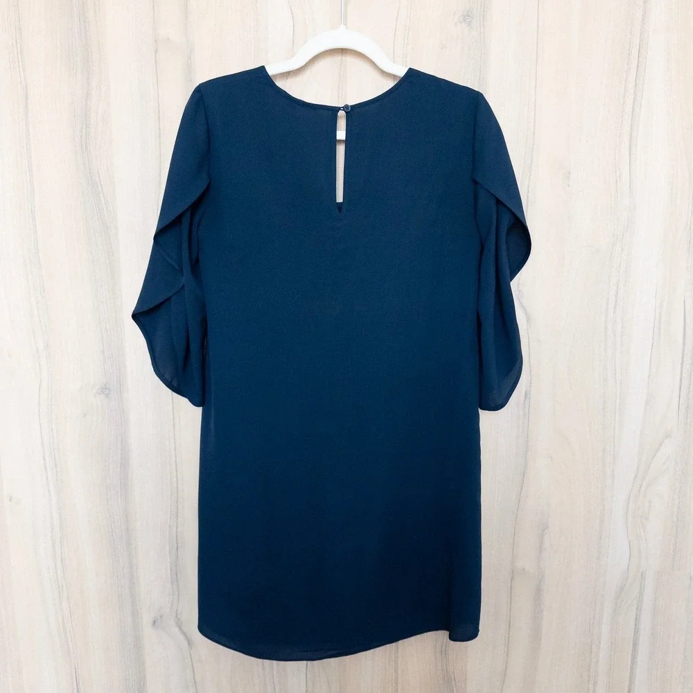Diane Von Furstenberg flowy flutter